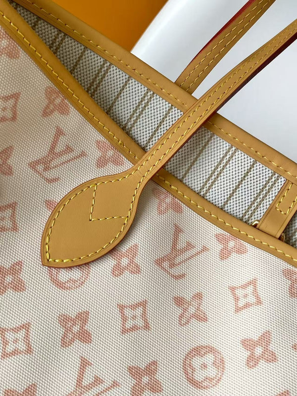 LV M27521 Neverfull MM Bag Camel White Monogram Origine Canvas
