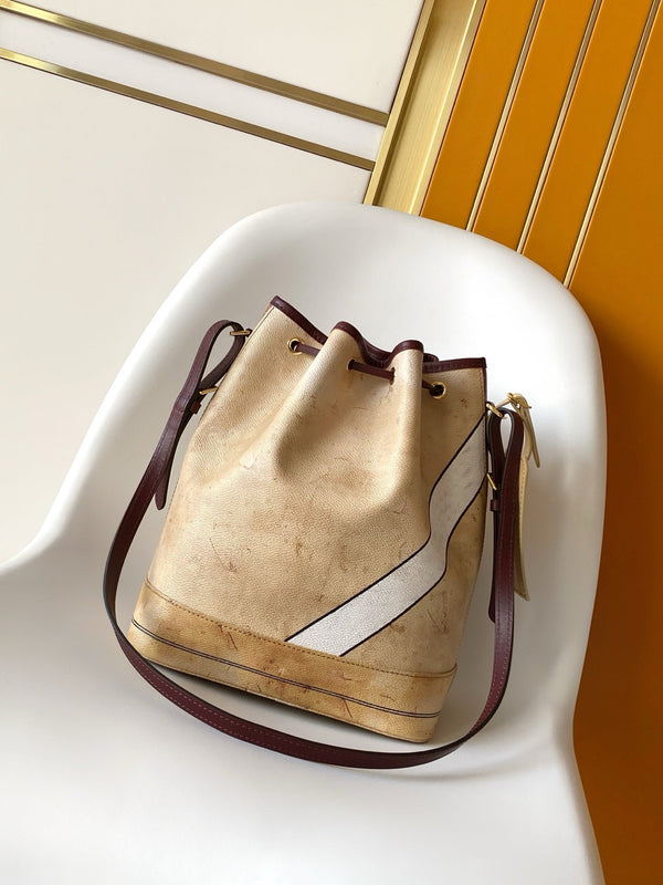 LV M28147 Noé Beige Coated Canvas