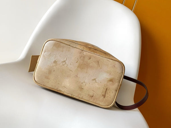 LV M28147 Noé Beige Coated Canvas