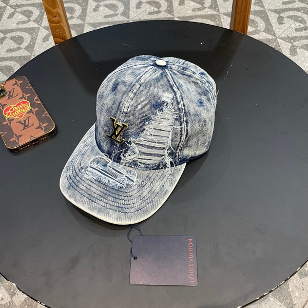 BASEBALL CAP IN LIGHT BLUE DENIM 404845