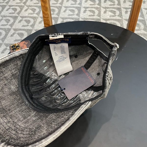 BASEBALL CAP IN LIGHT GRAY DENIM 404846