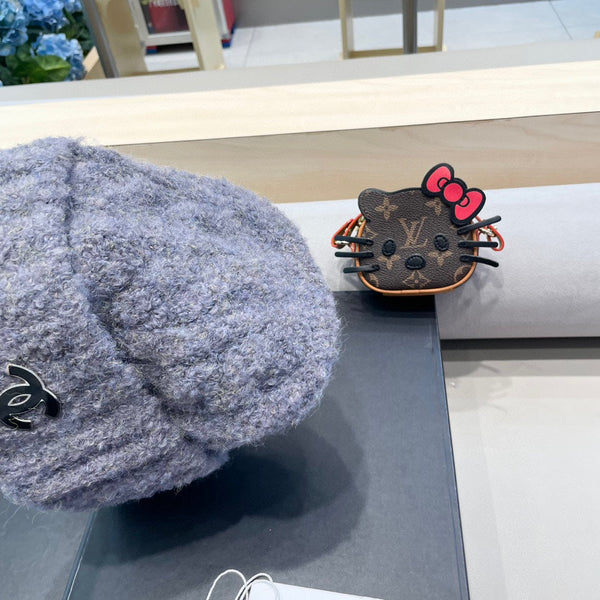 BEANIE HAT IN COOL GRAY WOOL 413327