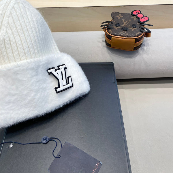 BERRETTO IN MAGLIA DI LANA BIANCA E PELLICCIA DI CONIGLIO 413354