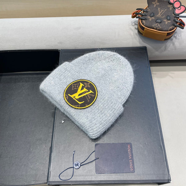 BERRETTO IN MAGLIA DI LANA GRIGIO CHIARO E PELLICCIA DI CONIGLIO 417755