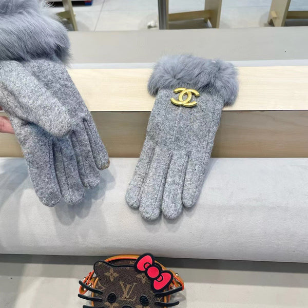 GLOVES IN COOL GRAY WOOL AND RABBIT FUR 417170