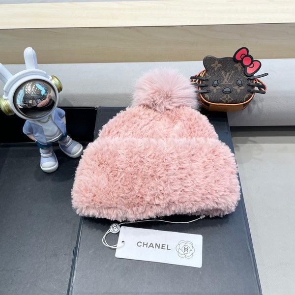 BEANIE HAT IN LIGHT PINK SOLF FLEECE 419712