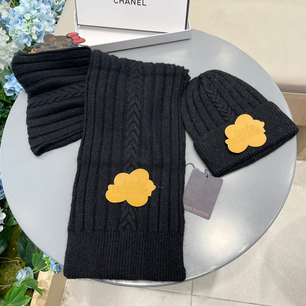 SET SCIARPA E CAPPELLO IN LANA NERA 419147