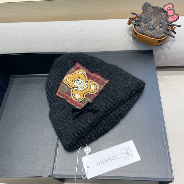 BEANIE HAT IN BLACK WOOL WITH BOW 421254