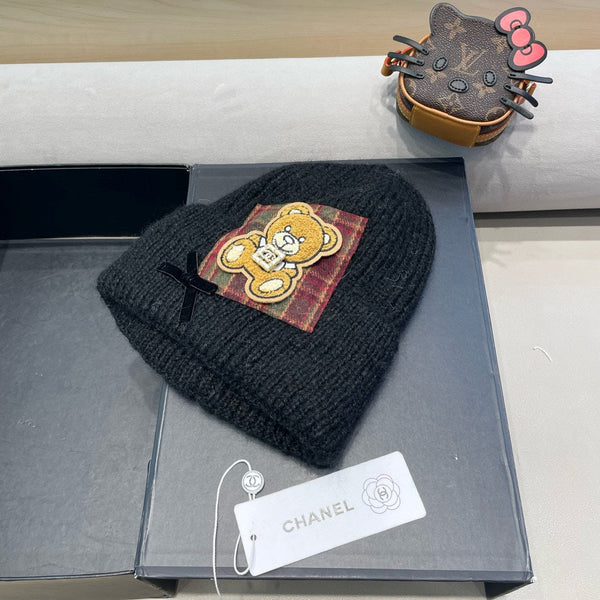BEANIE HAT IN BLACK WOOL WITH BOW 421254