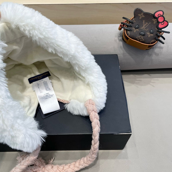 BERRETTO IN MAGLIA DI LANA ROSA CHIARO CON ORECCHIE DI GATTO GIAPPONESE 421258