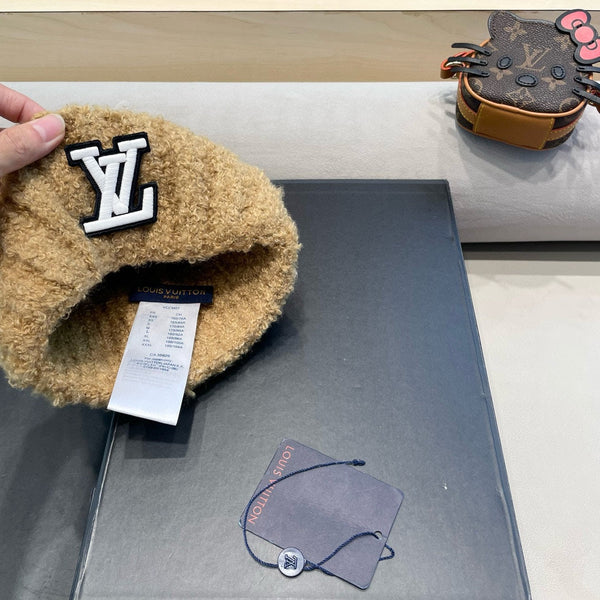 BERRETTO IN MAGLIA DI LANA BEIGE CAMMELLO 421266