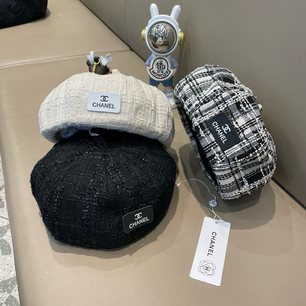 BERET HAT IN BLACK WOOL TWEED 422554