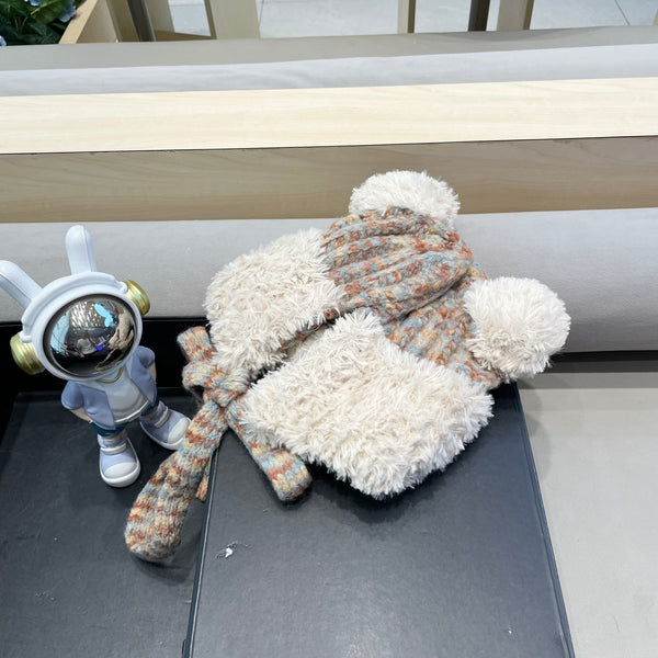 BERRETTO IN MAGLIA DI LANA COLORATA CON ORECCHIE DA ORSO CARINE 422497