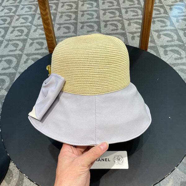 CAPPELLO A SERRAGLIA CON FIOCCO IN RAFIA BEIGE MIX VIOLA CHIARO 426169