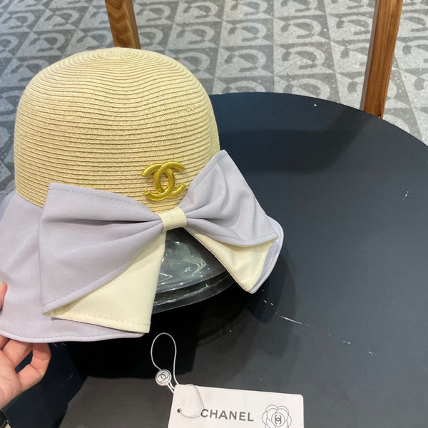 CAPPELLO A SERRAGLIA CON FIOCCO IN RAFIA BEIGE MIX VIOLA CHIARO 426169