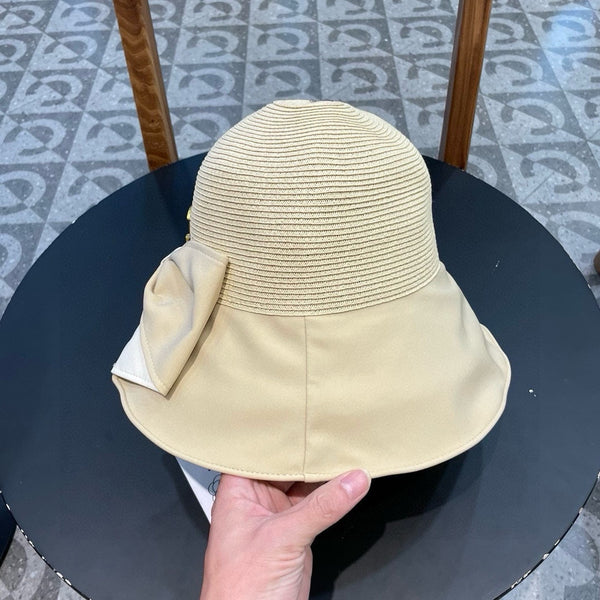 BOW BUCKET HAT IN EGG NOG BEIGE RAFFIA 426170