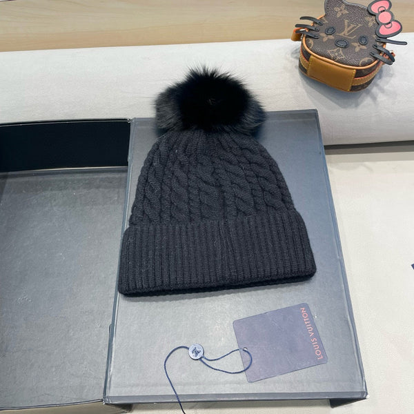 KNITTED BEANIE HAT IN BLACK WOOL 426217