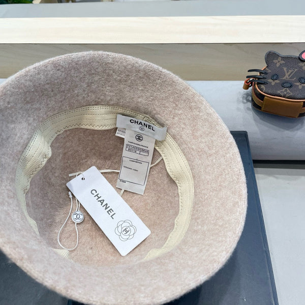 BUCKET HAT IN BISQUE BEIGE WOOL BLEND 426246