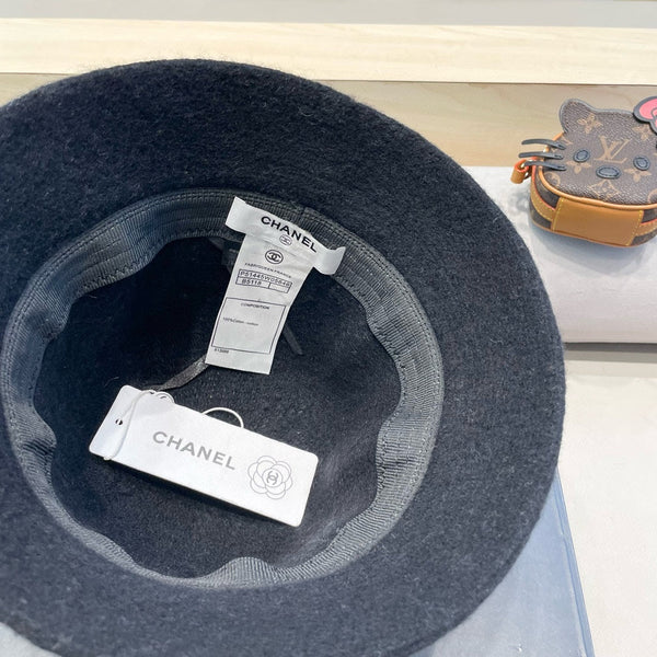 BUCKET HAT IN BLACK WOOL BLEND 426247