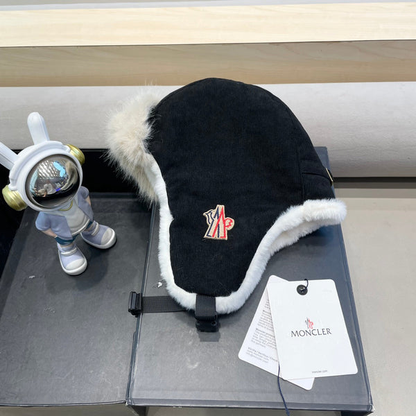 CAPPELLO AVATOR IN VELLUTO A COSTE NERO E FODERA IN PILE 434984