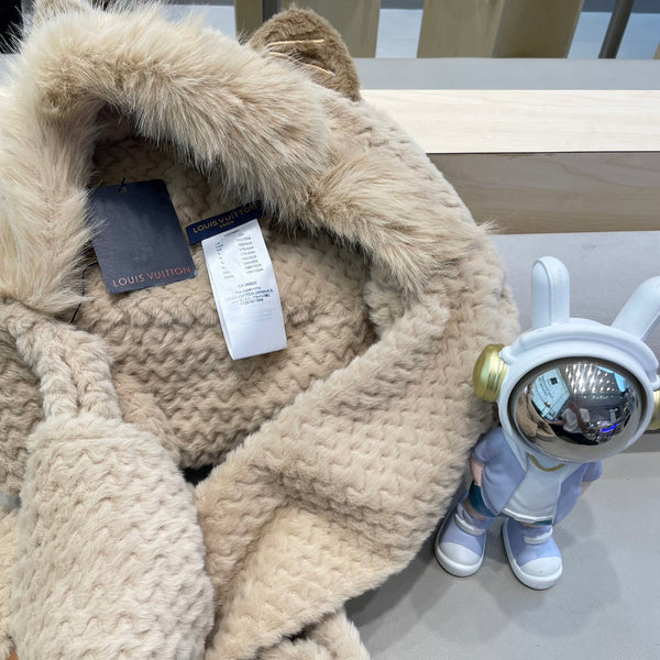 BEANIE HAT IN COSMIC LATTE BEIGE WOOL AND LAMB FUR 435073