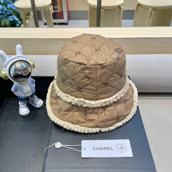 BUCKET HAT IN CAMEL BROWN LAMB WOOL AND THICK COTTON 431684