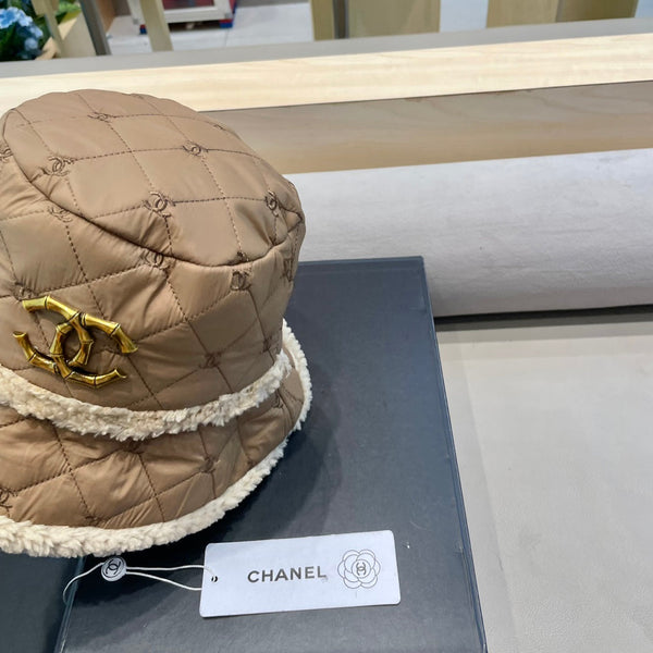 BUCKET HAT IN CAMEL BROWN LAMB WOOL AND THICK COTTON 431684