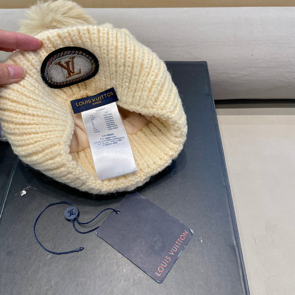 BEANIE HAT IN BEIGE WOOL 433484