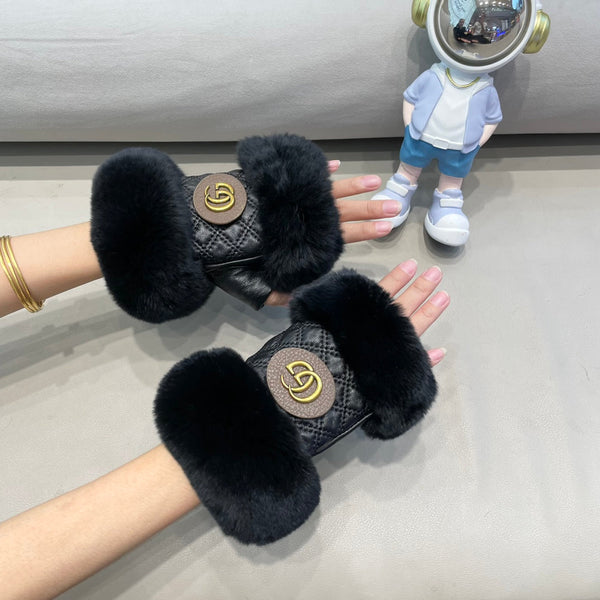 HALF-FINGER GLOVES IN BLACK RABBIT FUR AND LAMBSKIN 432564