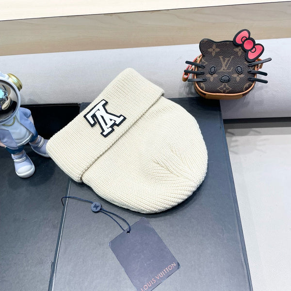 BEANIE HAT IN BEIGE WOOL 435028