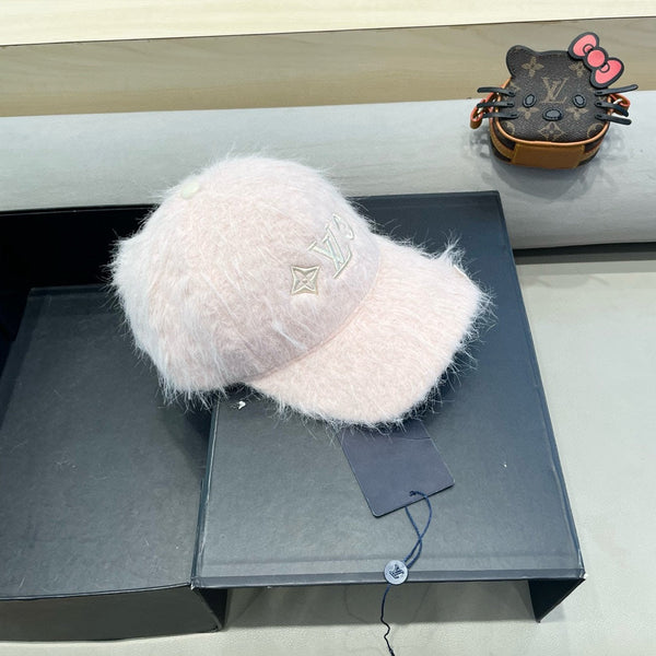 BASEBALL CAP IN PASTEL PINK RABBIT FUR 434934