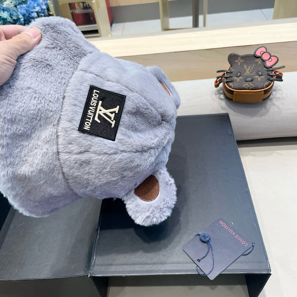 BUCKET HAT IN BEAU BLUE WOOL AND LAMB FUR 434941