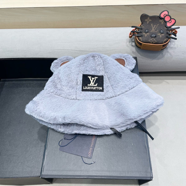 BUCKET HAT IN BEAU BLUE WOOL AND LAMB FUR 434941