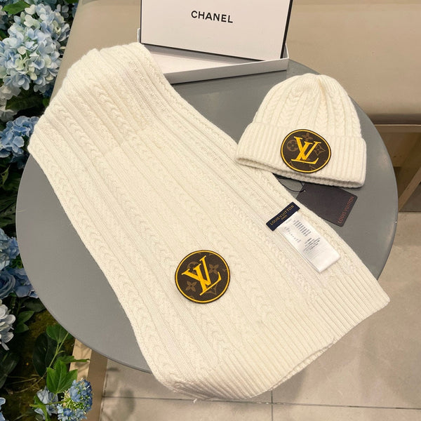 SET SCARF AND HAT IN BEIGE WOOL 434611