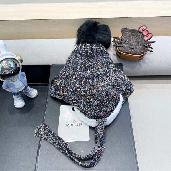 BEANIE HAT IN BLACK WOOL LINED WITH FLEECE 436773