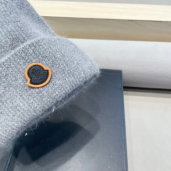 BERRETTO IN LANA GRIGIO NUVOLA 438127