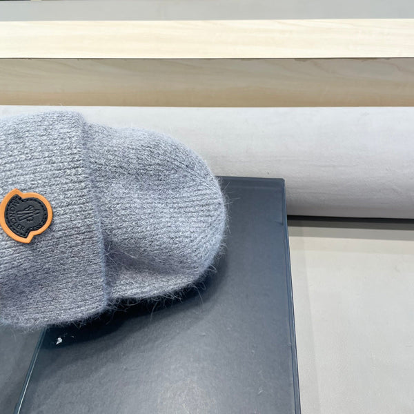 BERRETTO IN LANA GRIGIO NUVOLA 438127