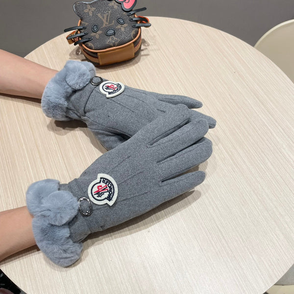 GLOVES IN COOL GRAY WOOL WITH RABBIT FUR 439080