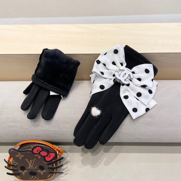 GLOVES IN BLACK MIX WHITE WOOL 454572