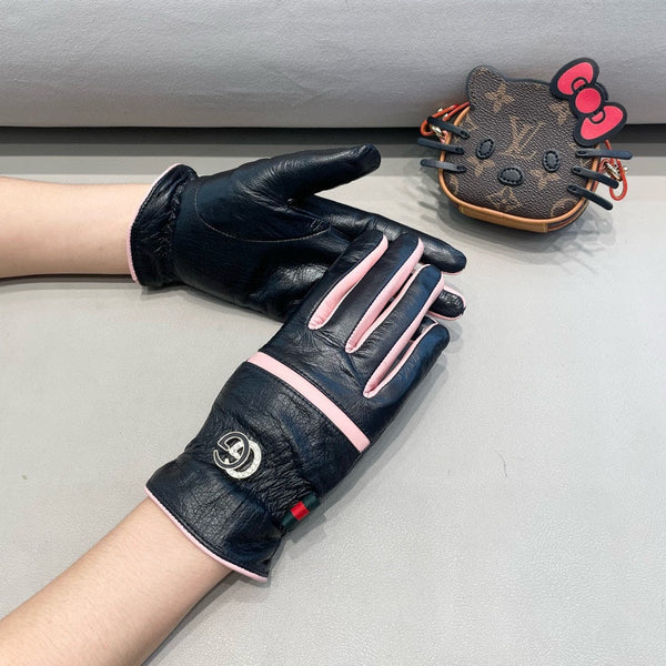 GLOVES IN BLACK MIX LIGHT PINK DEERSKIN AND FLEECE LINING 462400