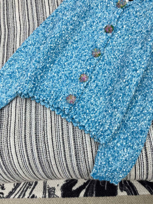 Veste CC 2025 avec Gros Bouton en Strass Laine Bleue 325884