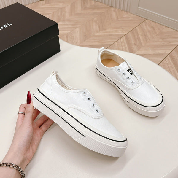 Double C Platform Biscuit Shoes Fabric White