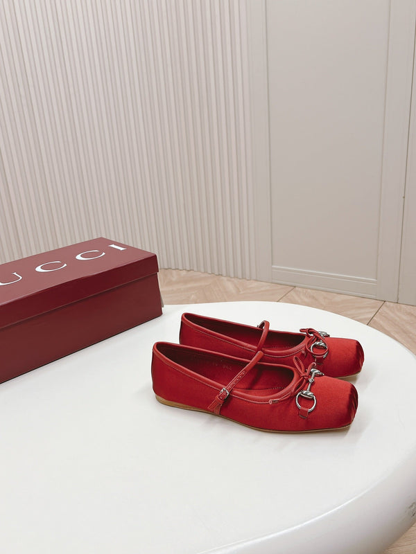 GG BALLET FLAT CRIMSON SILK