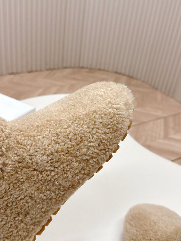 STIVALI DA NEVE IN SHEARLING BEIGE