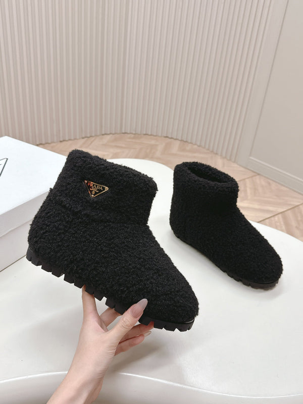 STIVALI DA NEVE IN SHEARLING NERO