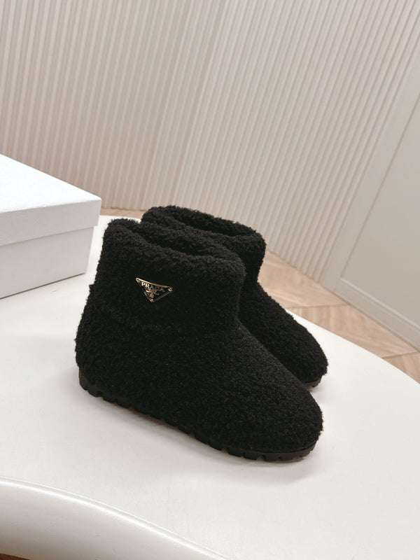 STIVALI DA NEVE IN SHEARLING NERO