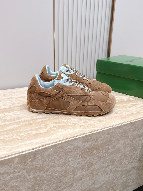 BV Orbit Flash Retro Sneaker Dark Brown Suede 934423