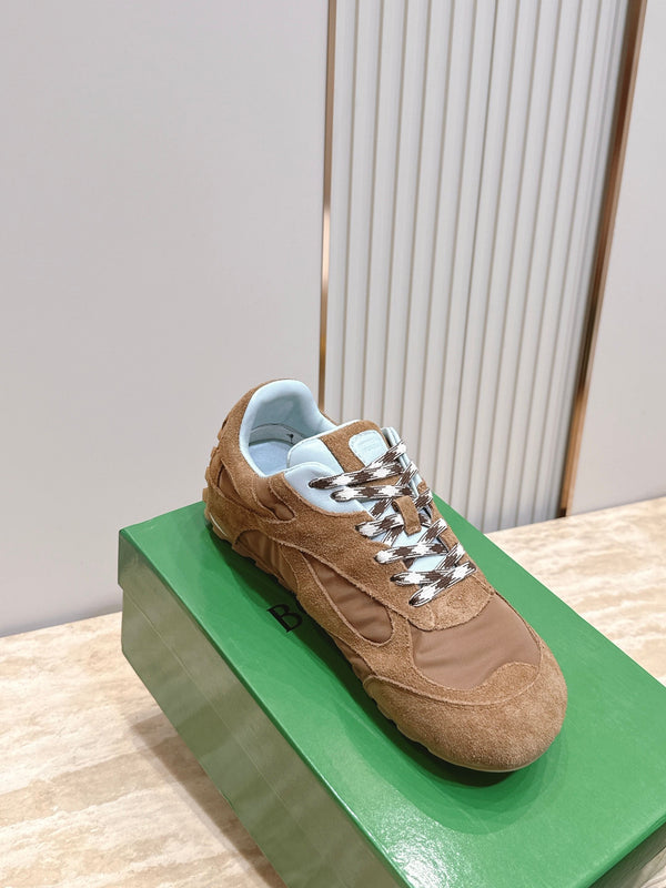 BV Orbit Flash Retro Sneaker Dark Brown Suede 934423