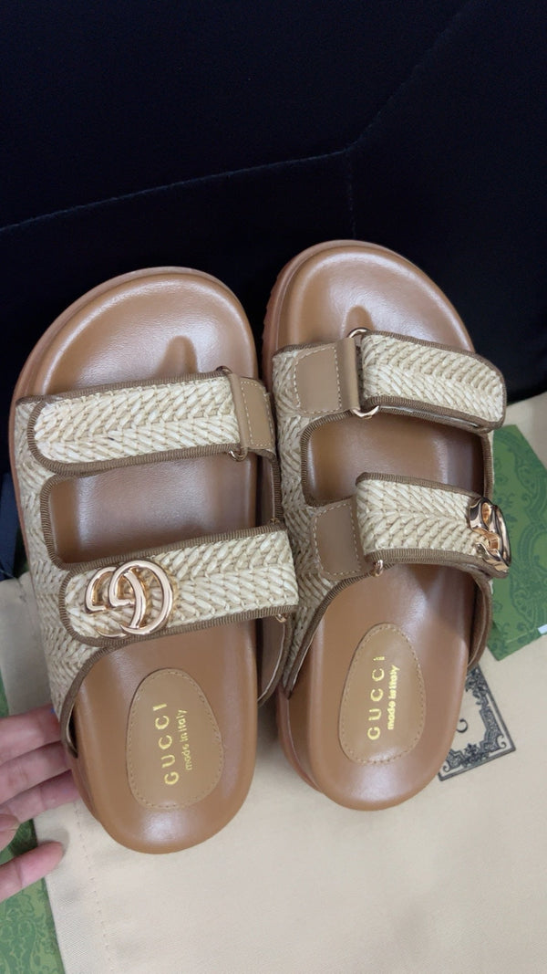 GG SANDAL WITH DOUBLE G CARAMEL CALFSKIN