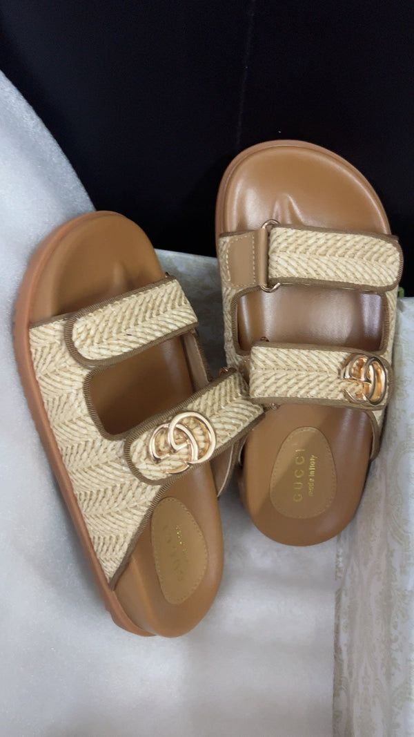 GG SANDAL WITH DOUBLE G CARAMEL CALFSKIN